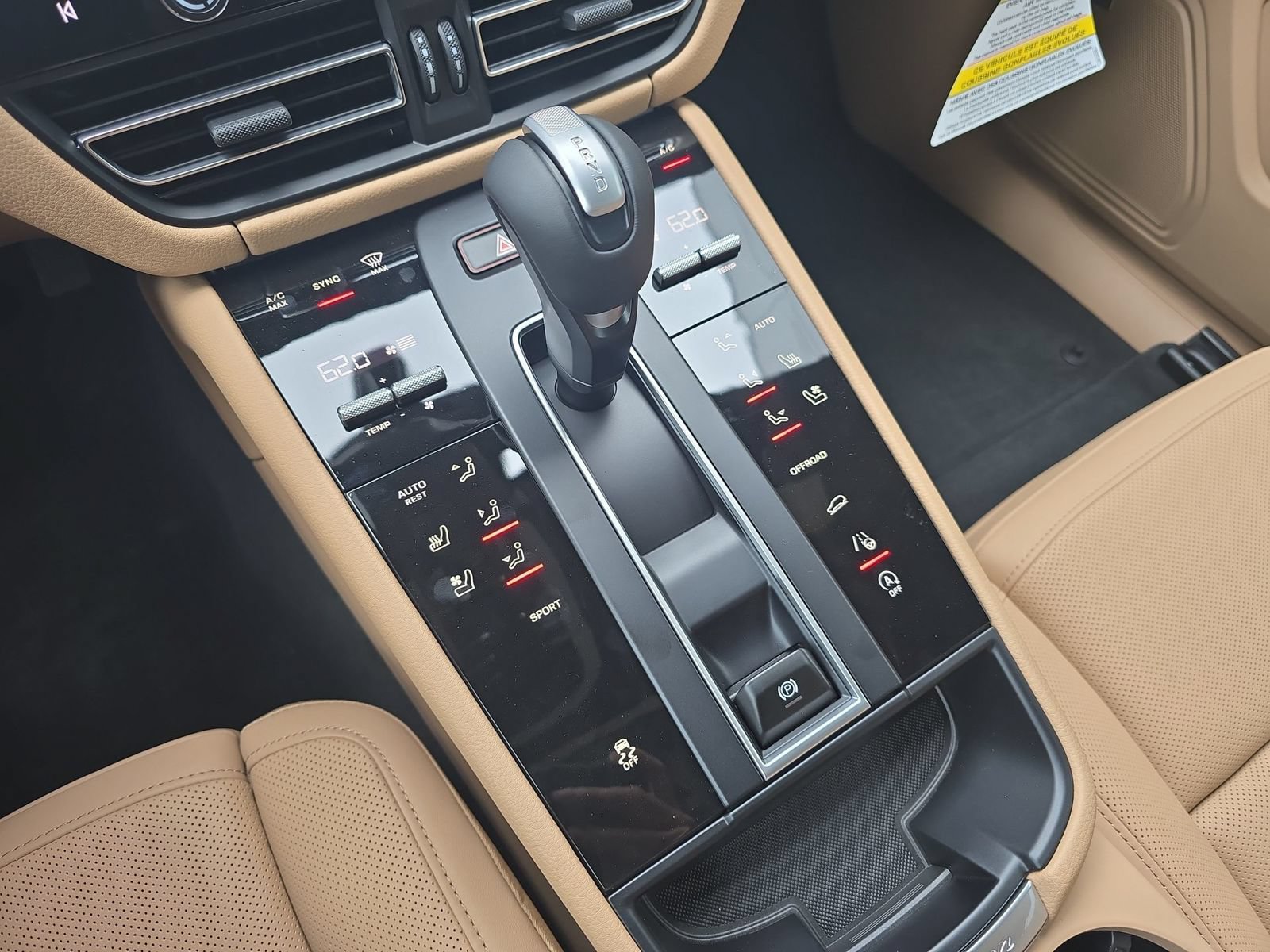 New 2026 Porsche Macan AWD/4WD image 21