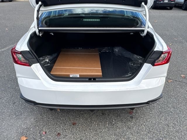 New 2026 Toyota Camry SE FWD image 9