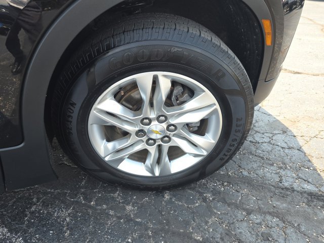 Used 2019 Chevrolet Blazer LT FWD image 38