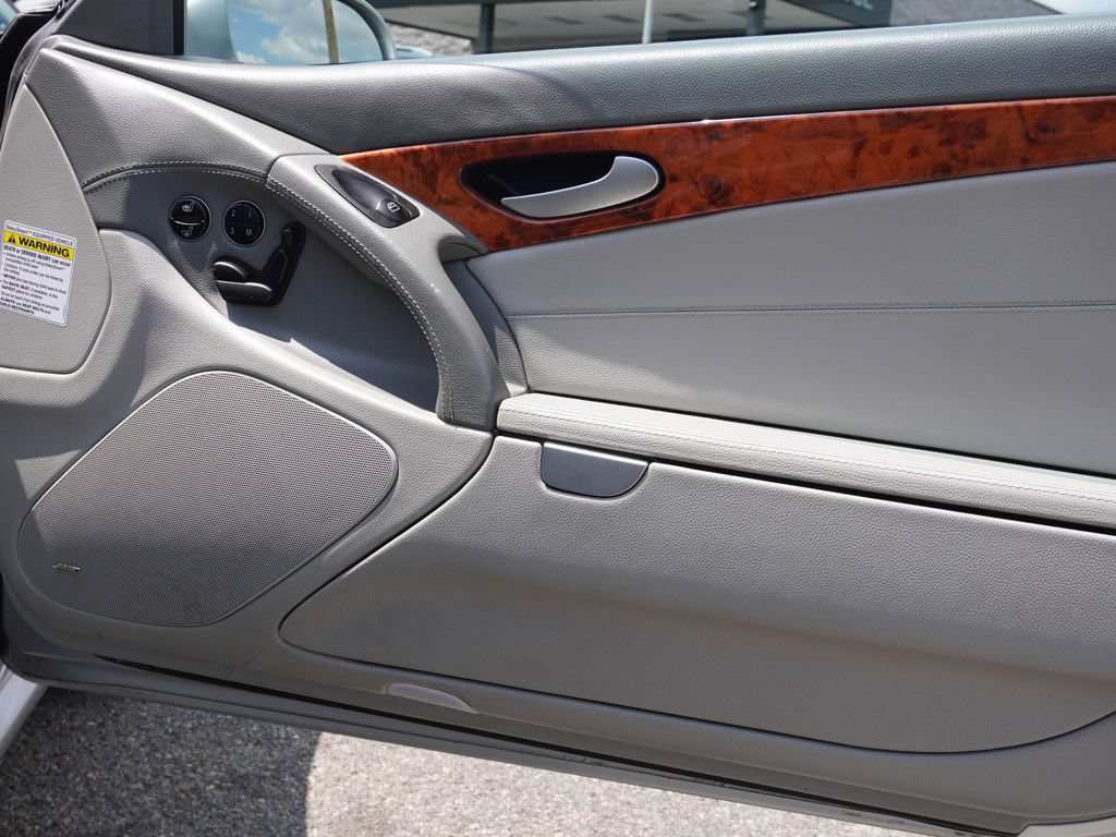 Used 2005 Mercedes-Benz SL 500 image 18