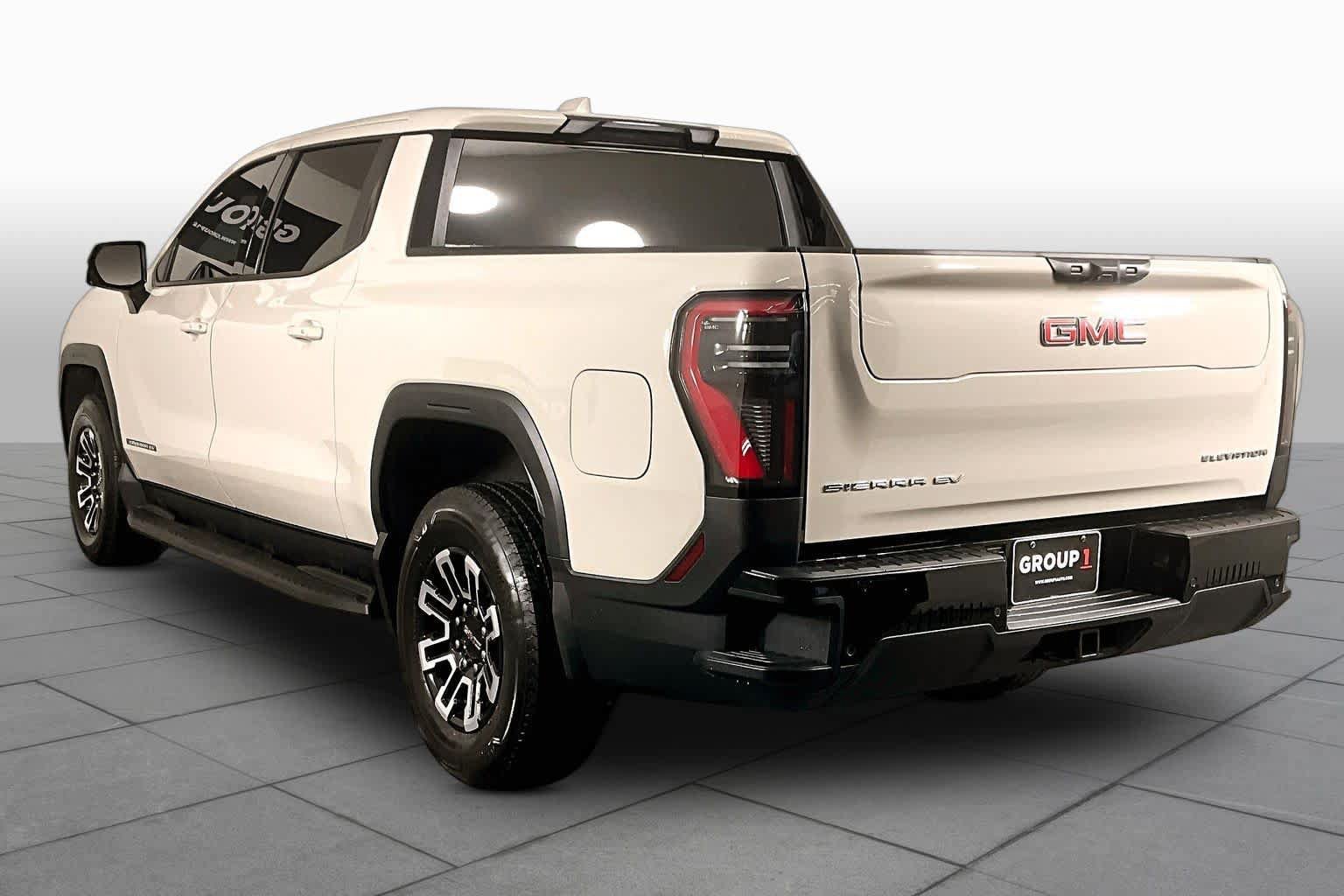 Used 2026 GMC Sierra EV Elevation AWD/4WD image 11
