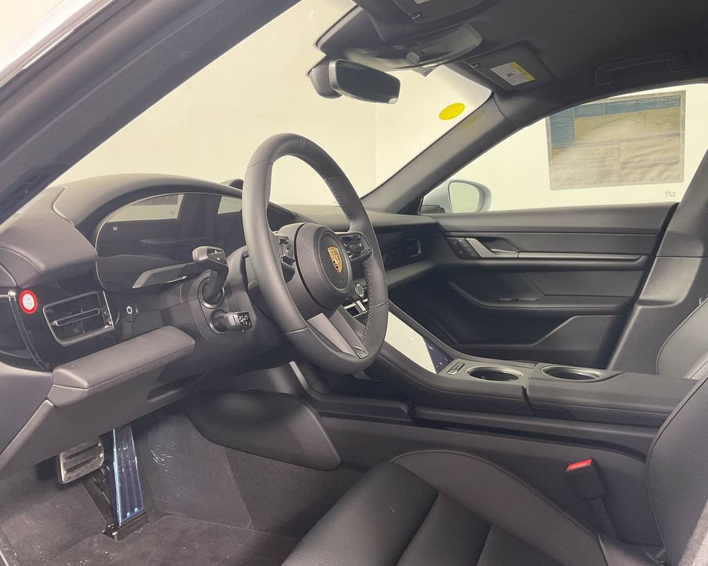 Certified 2025 Porsche Taycan RWD image 4