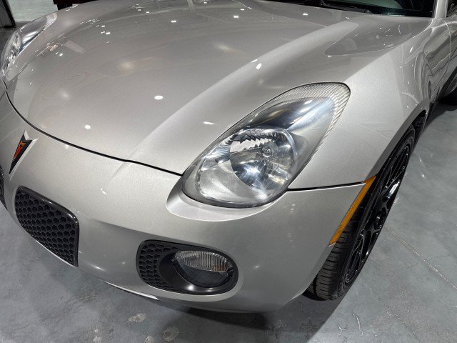 Used 2009 Pontiac Solstice GXP w/ Premium Package RWD image 33