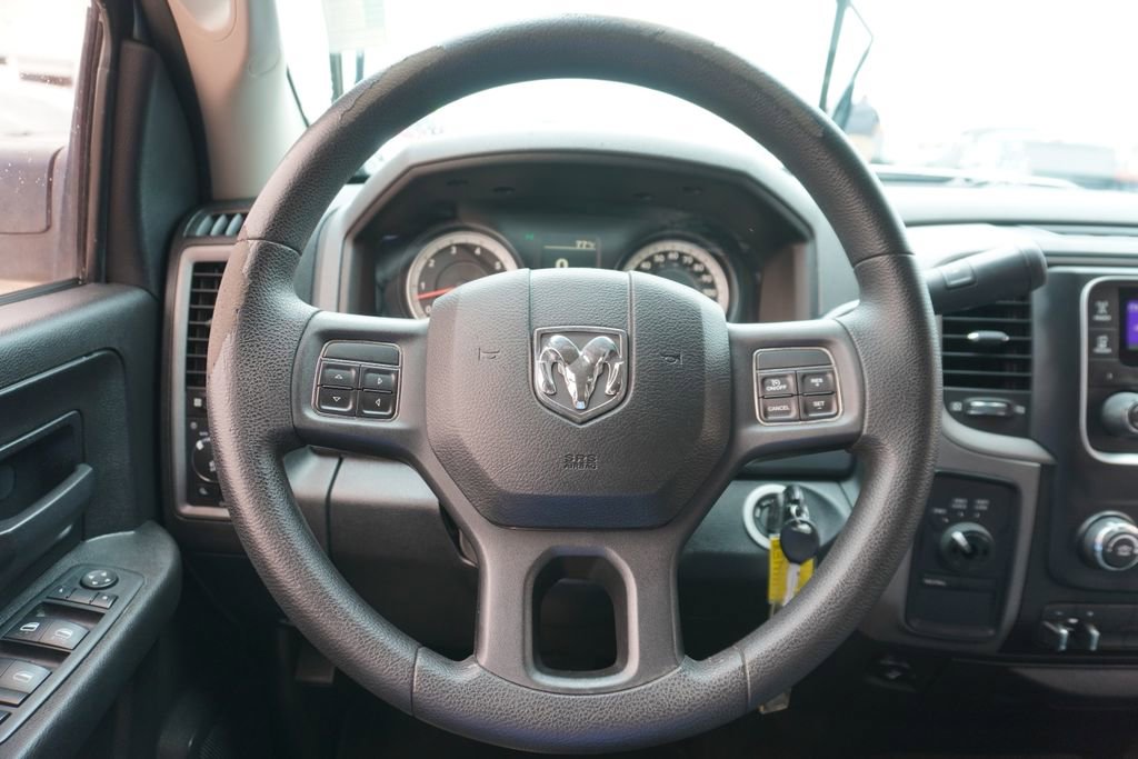 Used 2014 RAM 1500 Express AWD/4WD image 11