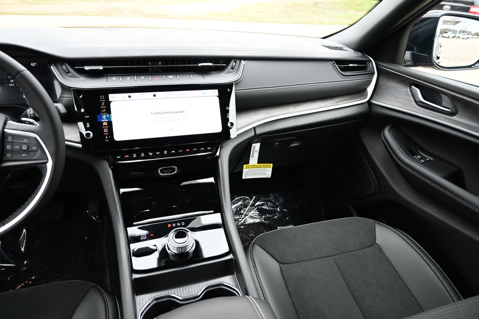 New 2026 Jeep Grand Cherokee Altitude image 15