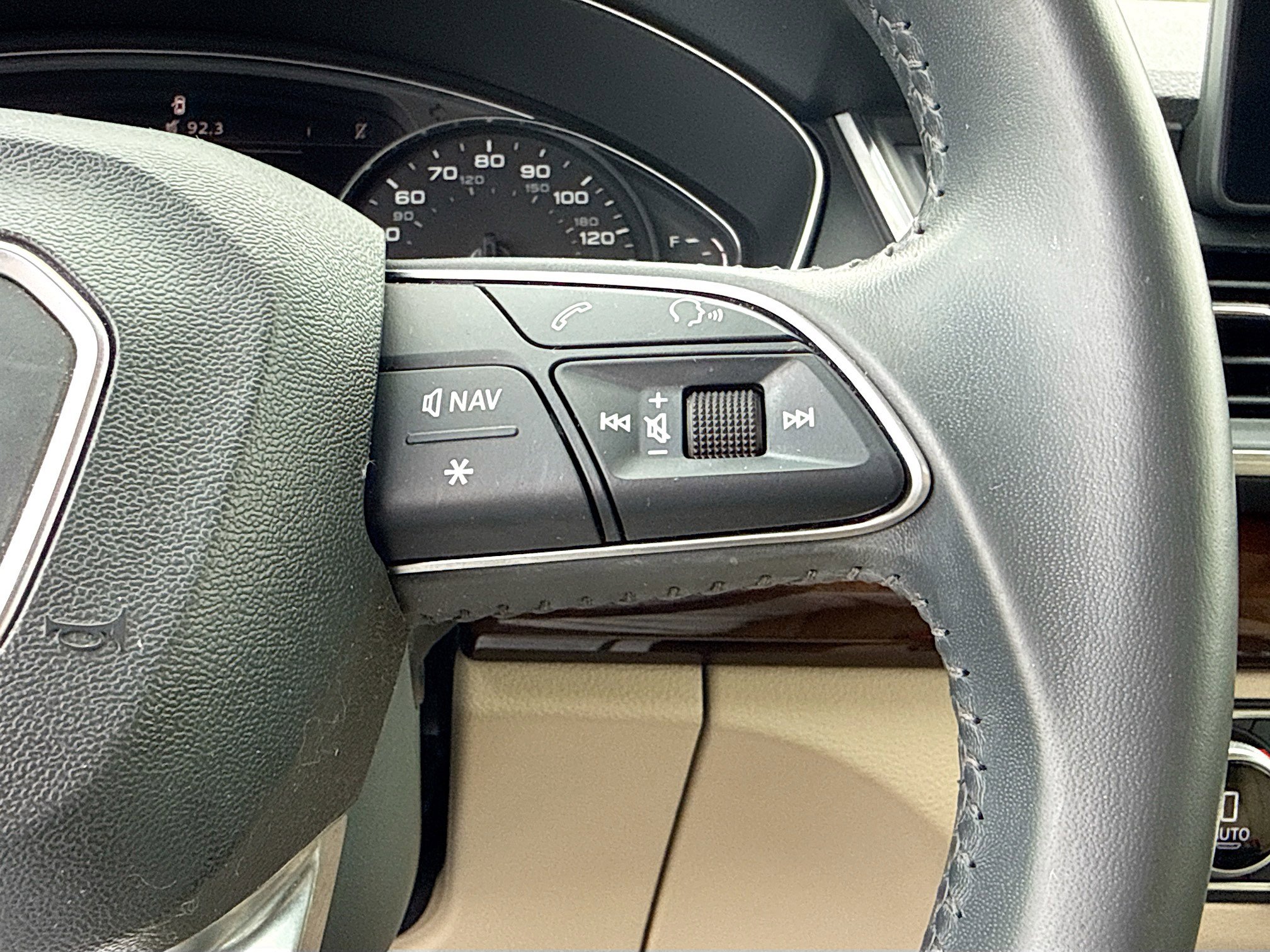 Used 2019 Audi Q5 2.0T Premium w/ Convenience Package image 37