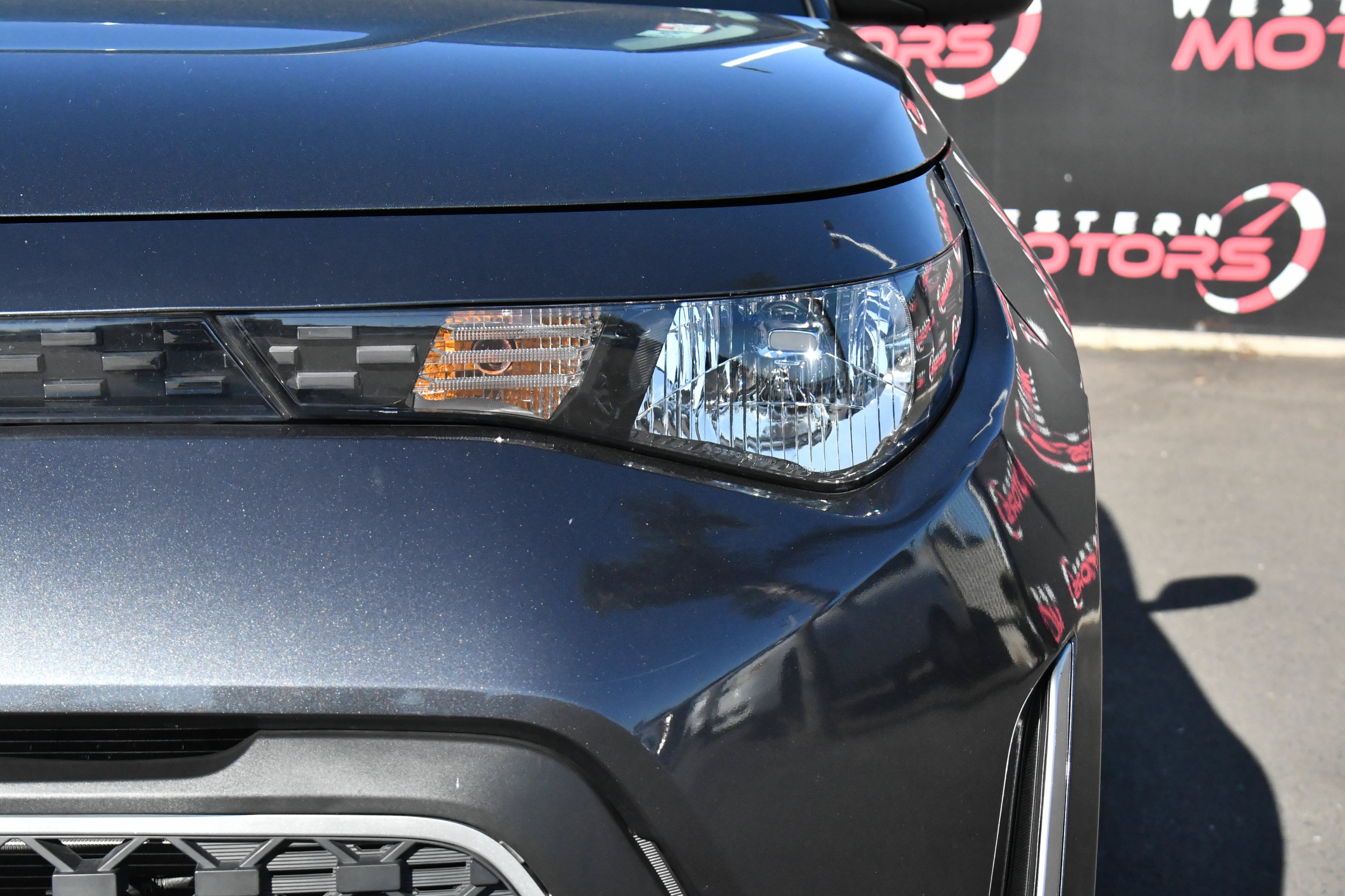Used 2024 Kia Soul LX w/ Option Group 015 FWD image 11