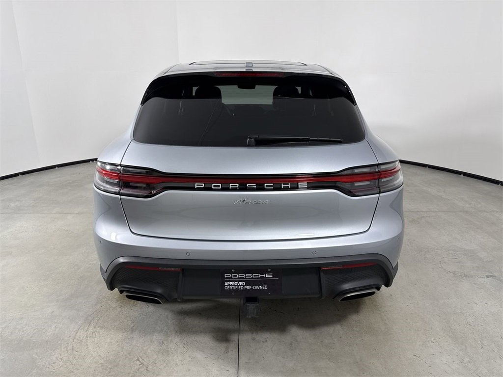 Used 2025 Porsche Macan image 6