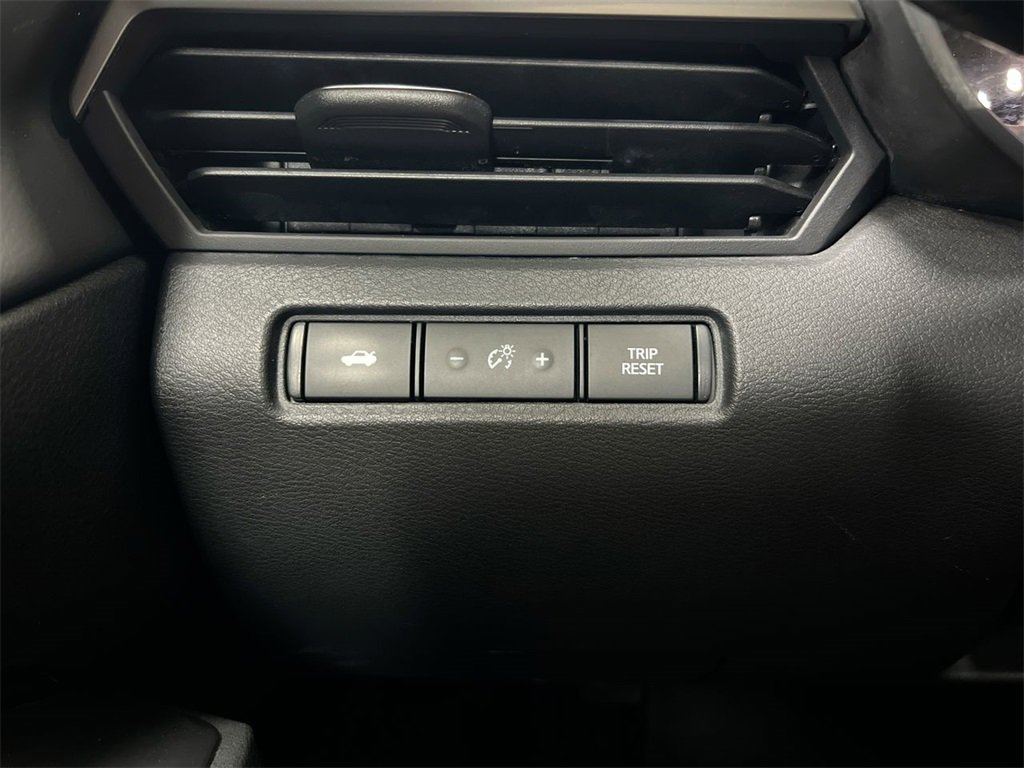 Used 2022 Nissan Altima 2.5 SR image 17