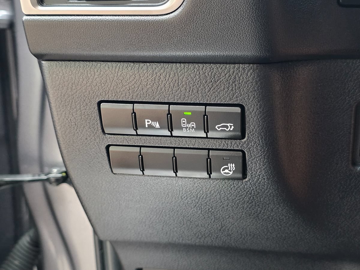 Used 2016 Lexus NX 300h AWD w/ Premium Package image 53