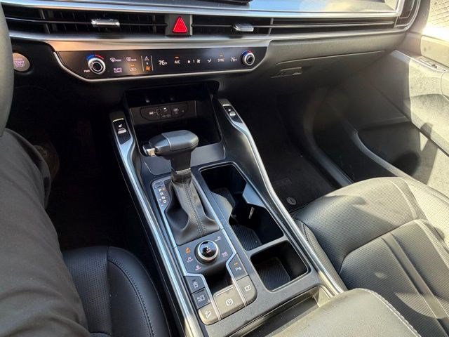 Used 2025 Kia Sorento S image 22