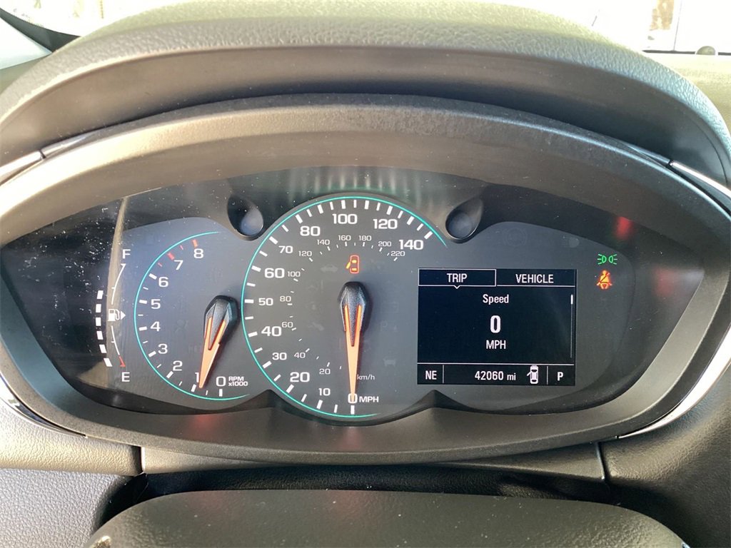 Certified 2022 Chevrolet Trax LS w/ Tint and Cruise Package image 11