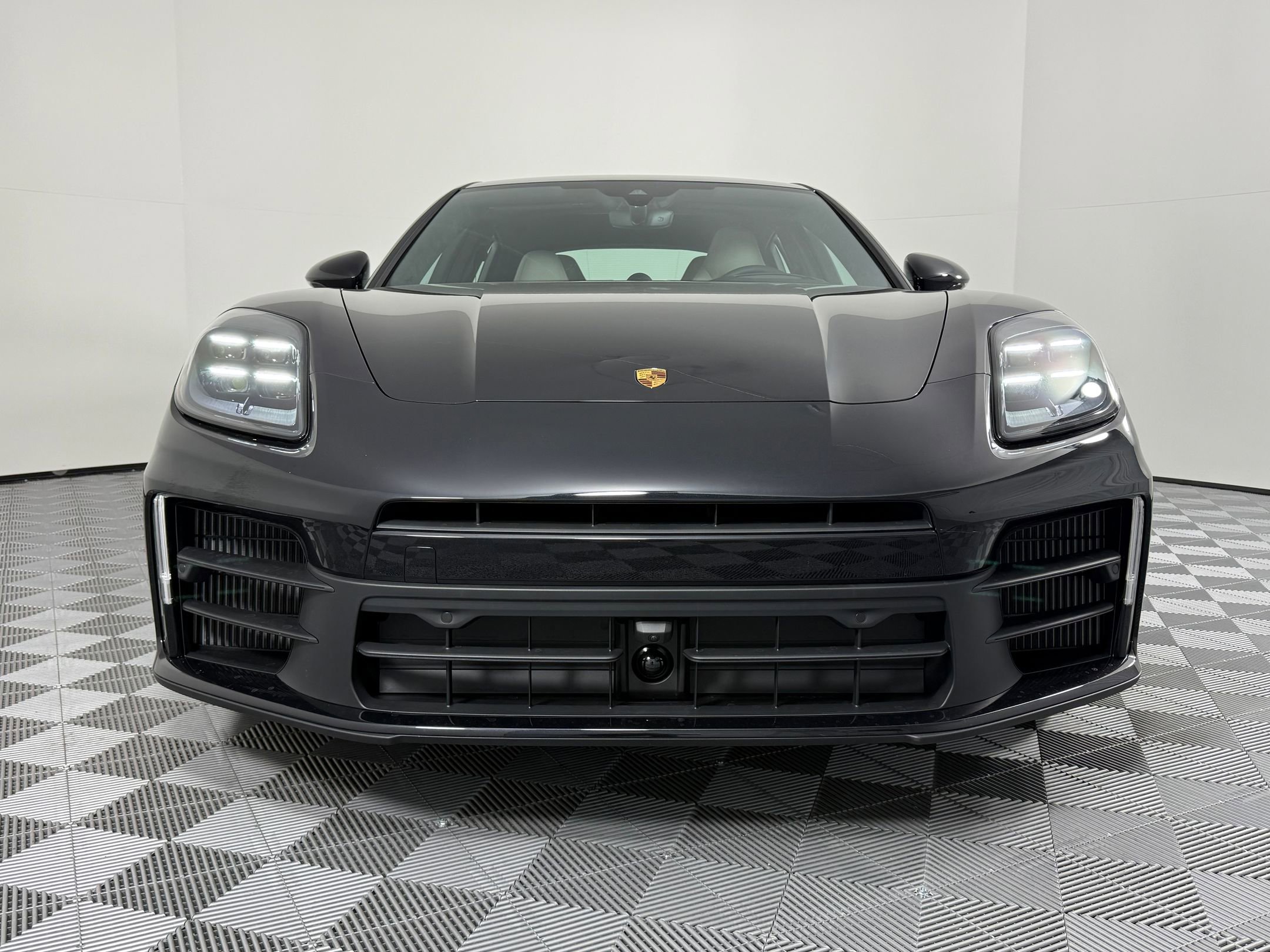 New 2026 Porsche Panamera 4 image 6