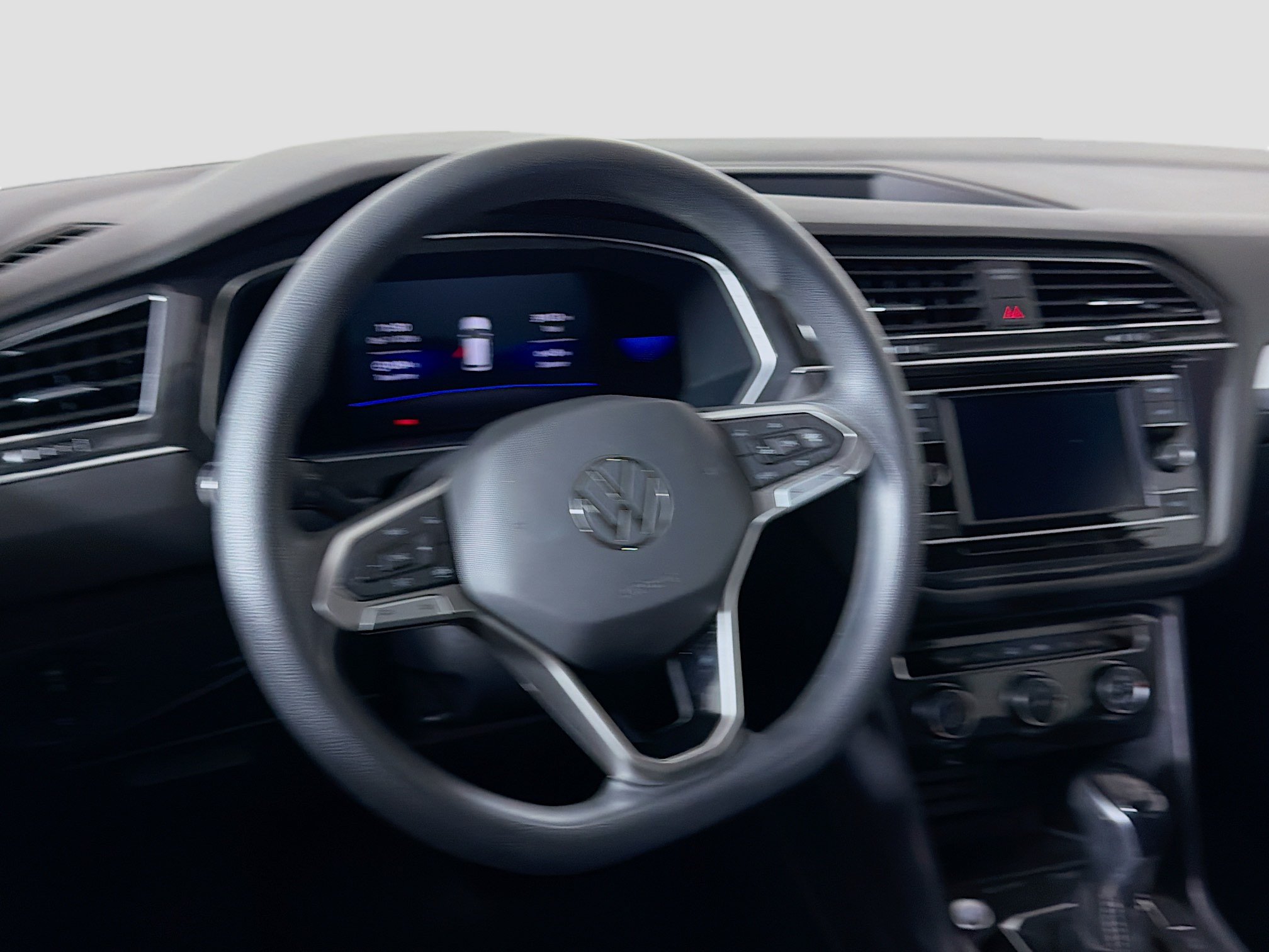 Used 2022 Volkswagen Tiguan S FWD image 18