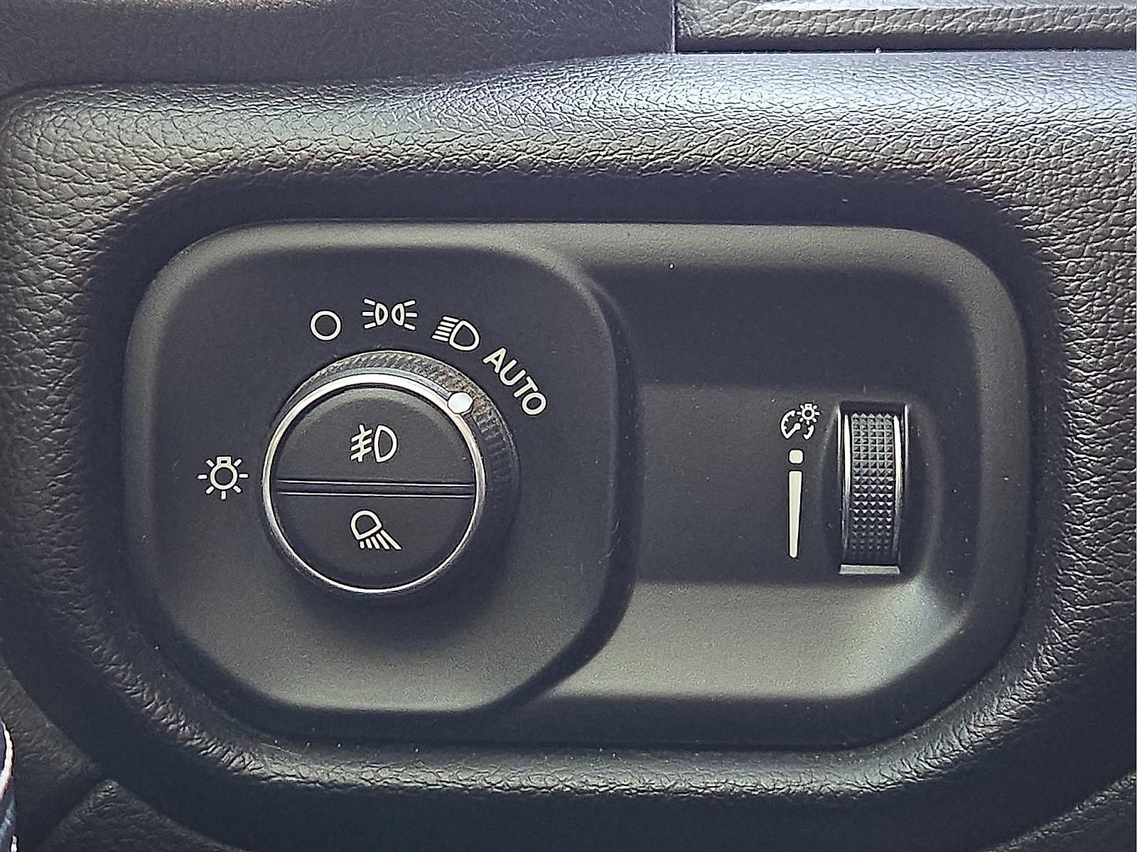 Used 2024 RAM 2500 Big Horn AWD/4WD image 21