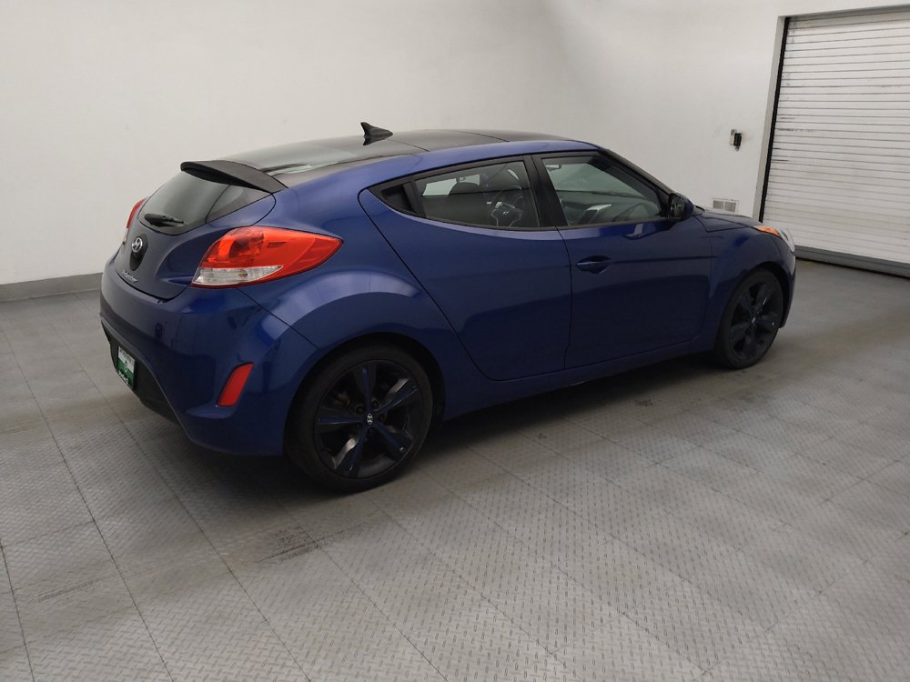 Used 2017 Hyundai Veloster Value Edition FWD image 10