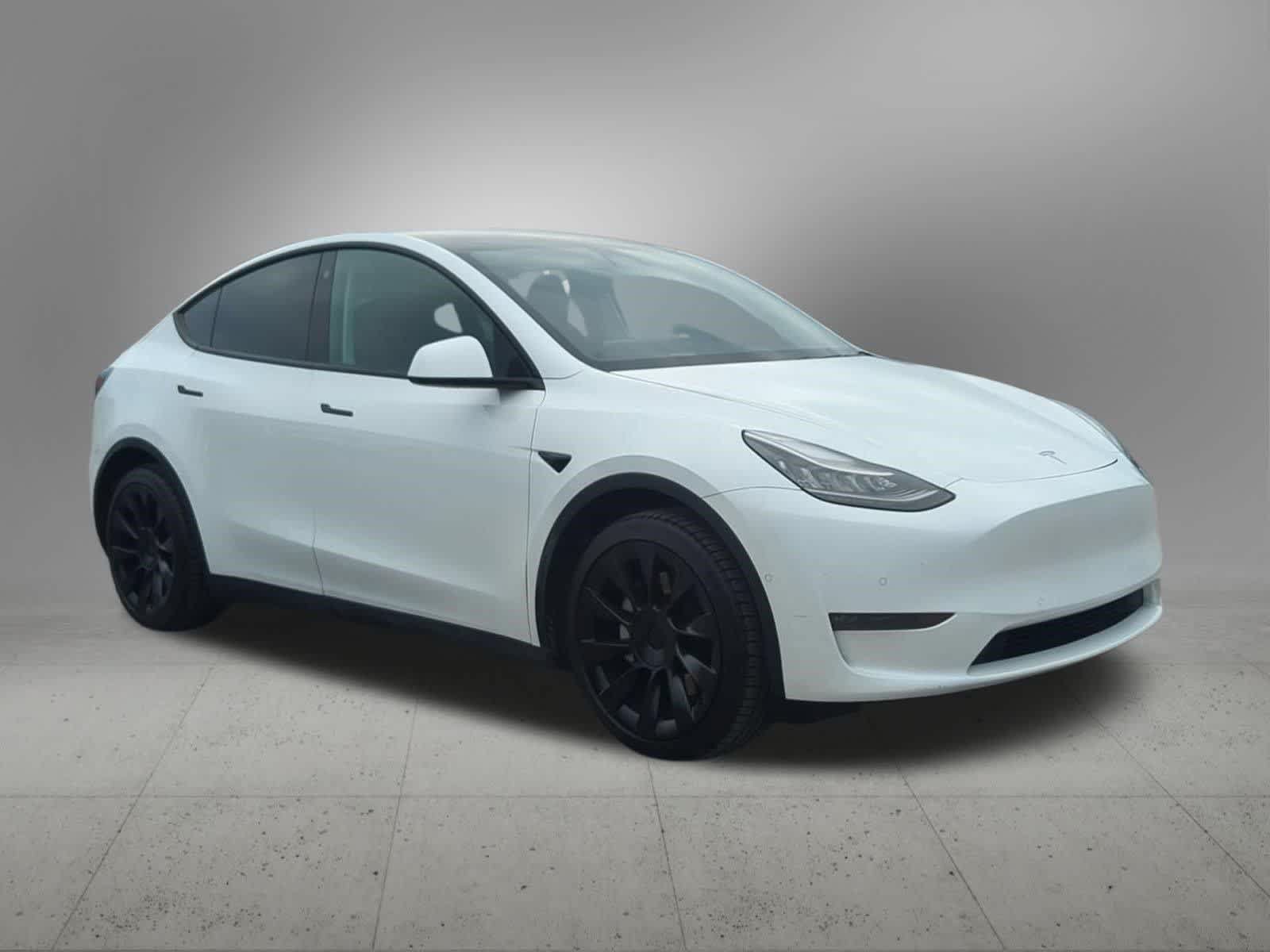 Used 2021 Tesla Model Y Long Range AWD/4WD image 8