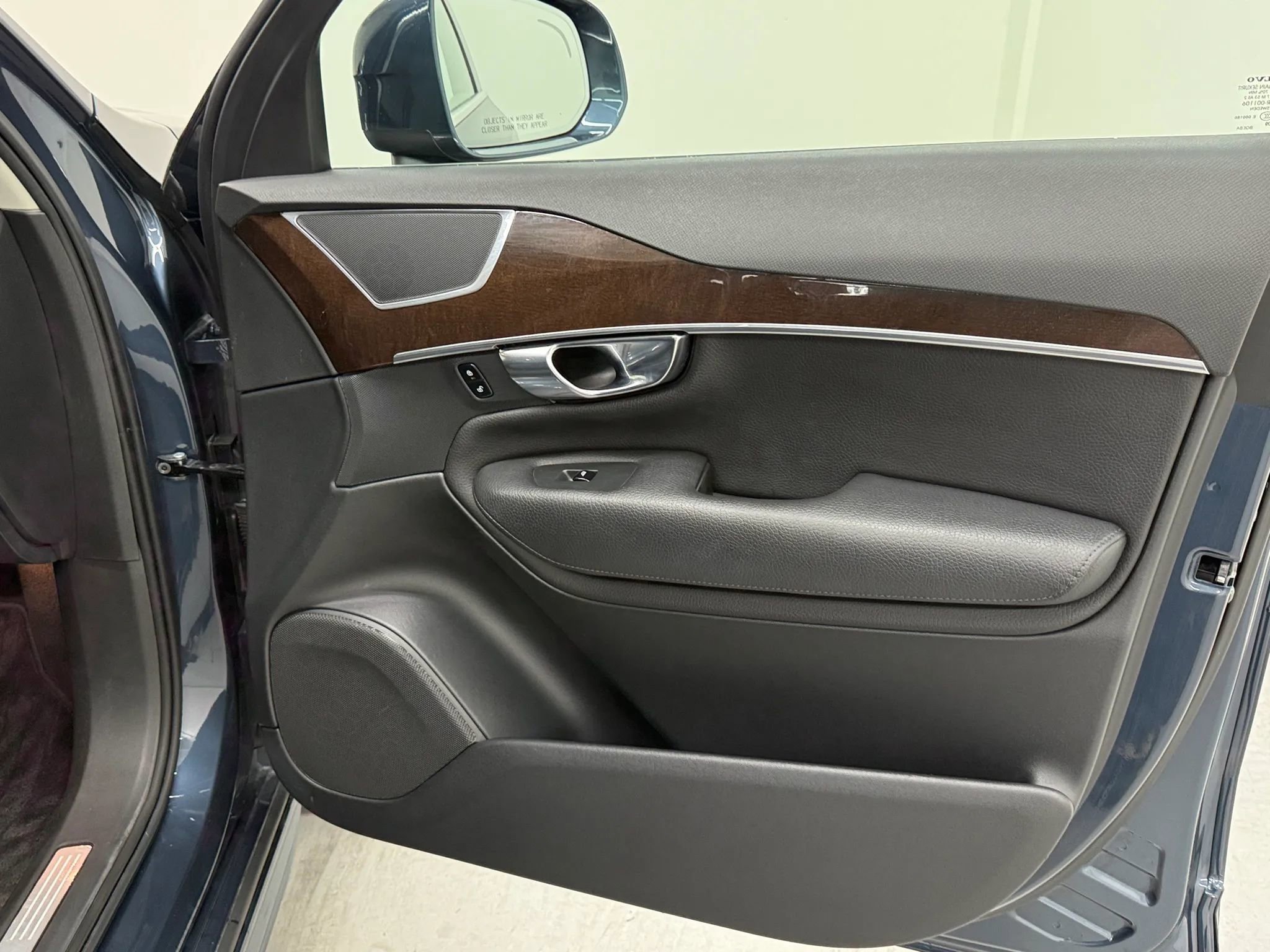 Used 2019 Volvo XC90 T6 Momentum w/ Advanced Package AWD/4WD image 21