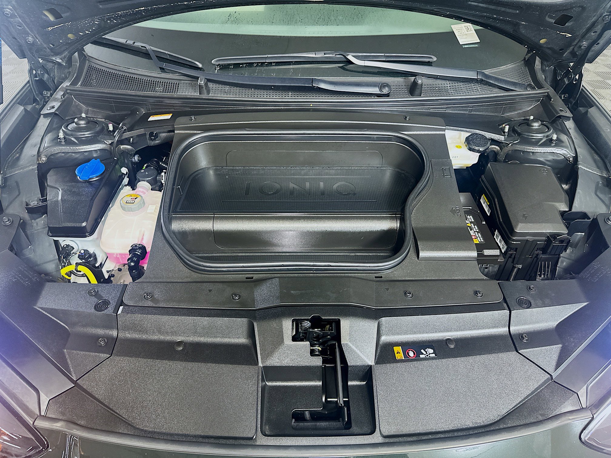 Used 2024 Hyundai Ioniq 6 SEL RWD image 34
