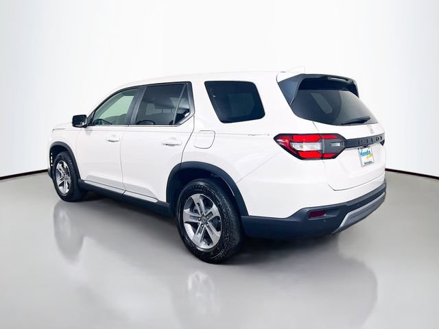 Used 2025 Honda Pilot EX-L image 7