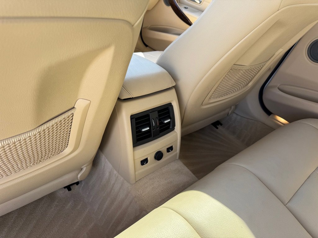 Used 2014 BMW 335i Sedan image 25