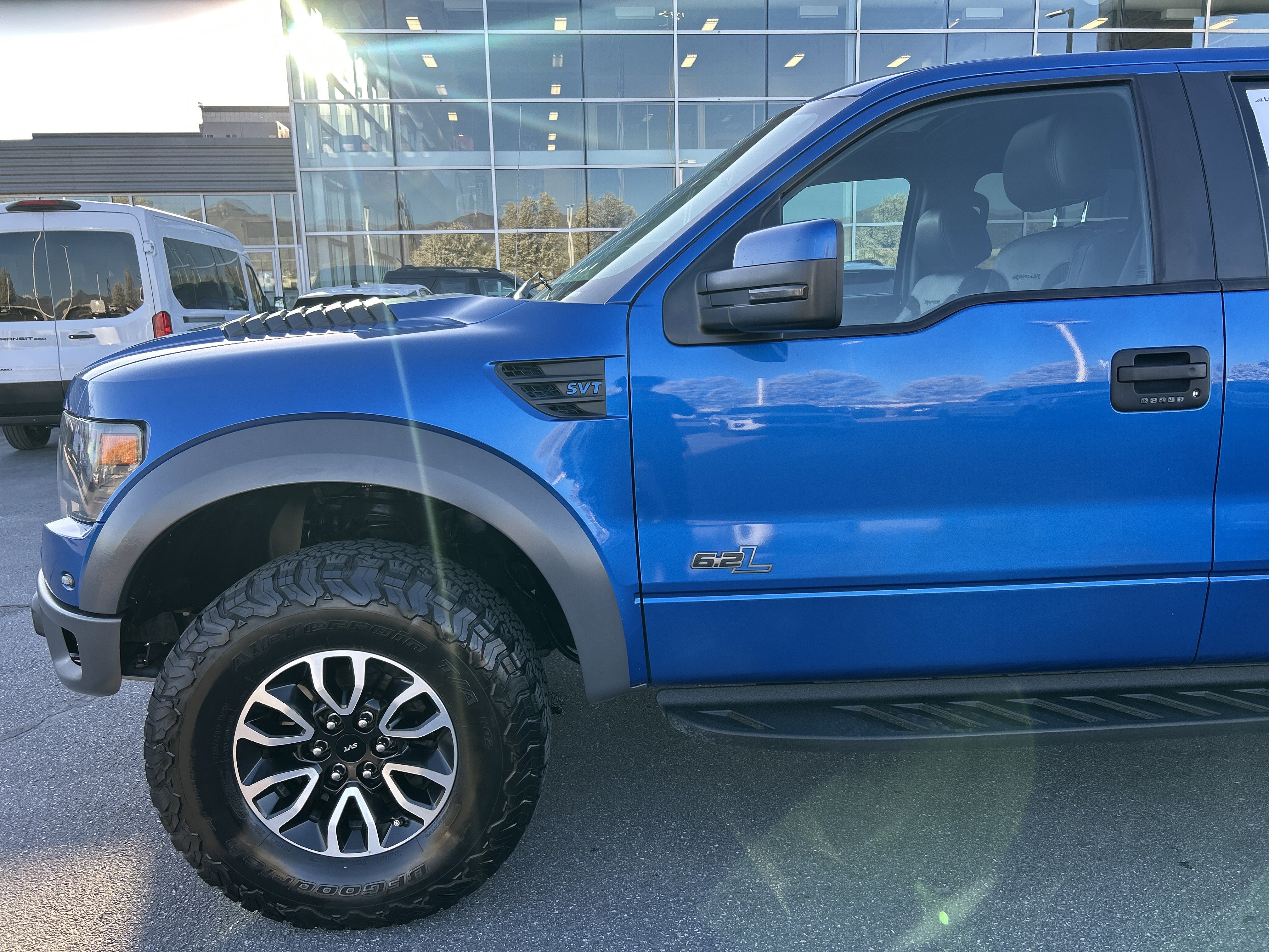 Used 2014 Ford F150 Raptor w/ Equipment Group 801A Luxury image 9
