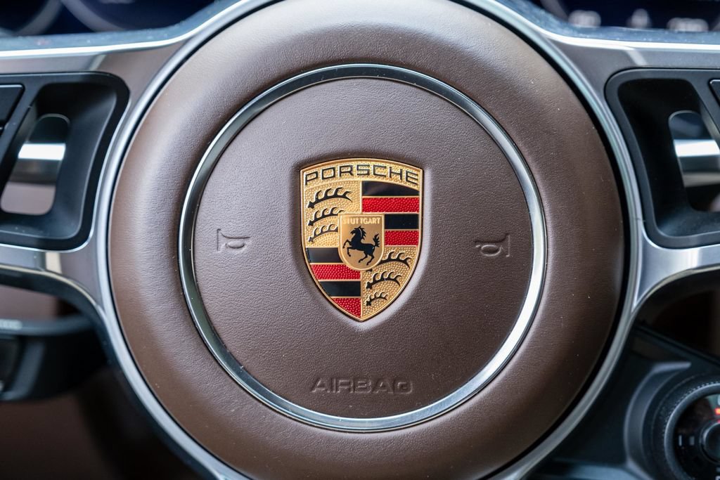 Used 2022 Porsche Cayenne S AWD/4WD image 23