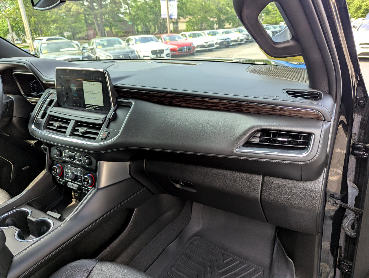 Used 2023 Chevrolet Tahoe Z71 image 32