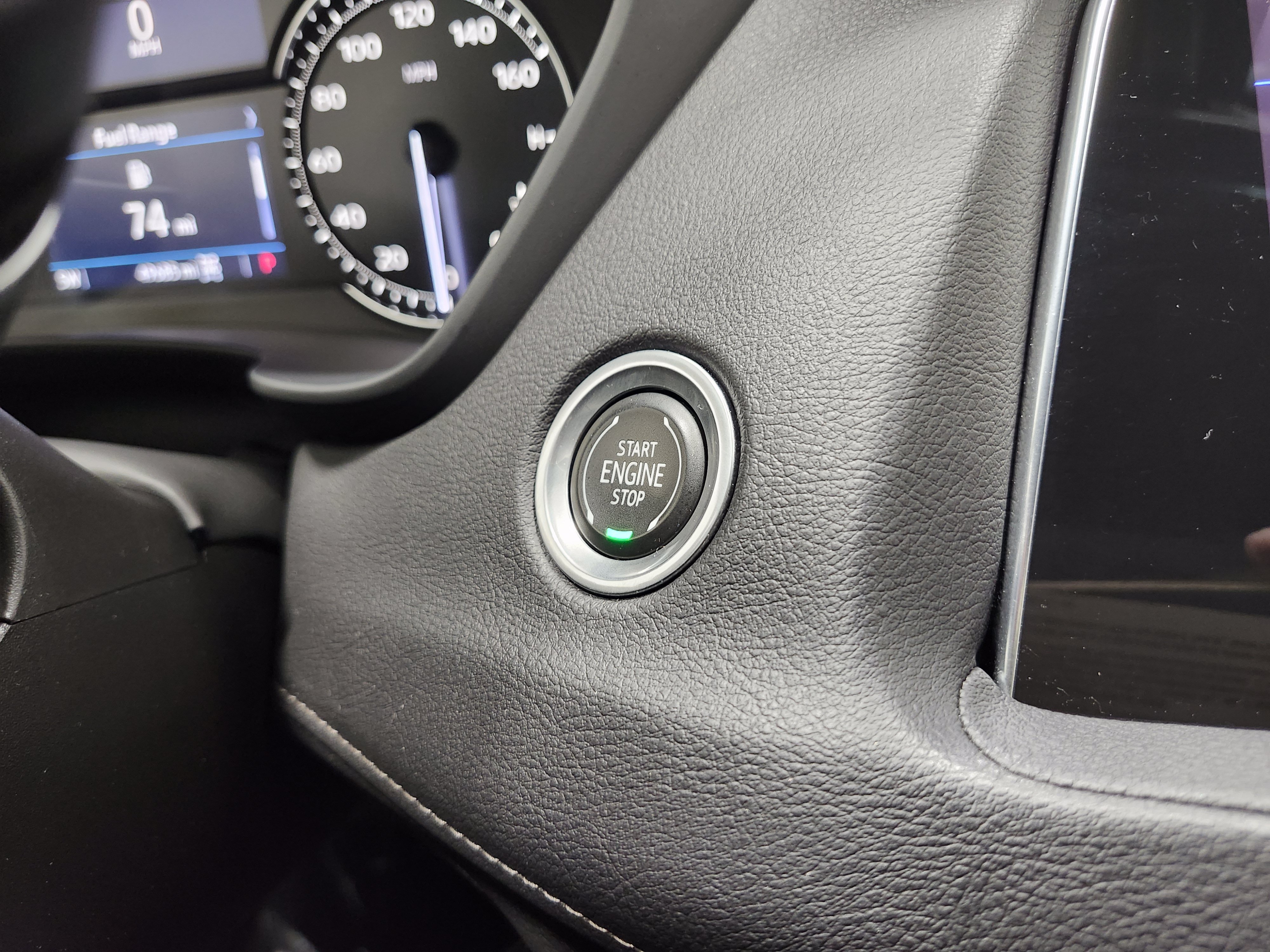 Used 2019 Cadillac XT4 Premium Luxury AWD/4WD image 9