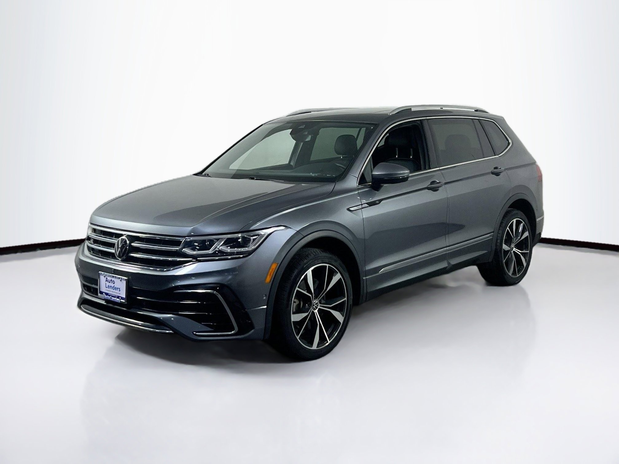Used 2022 Volkswagen Tiguan SEL R-Line AWD/4WD image 1