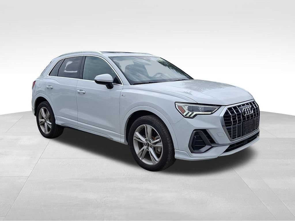 Used 2024 Audi Q3 2.0T Premium