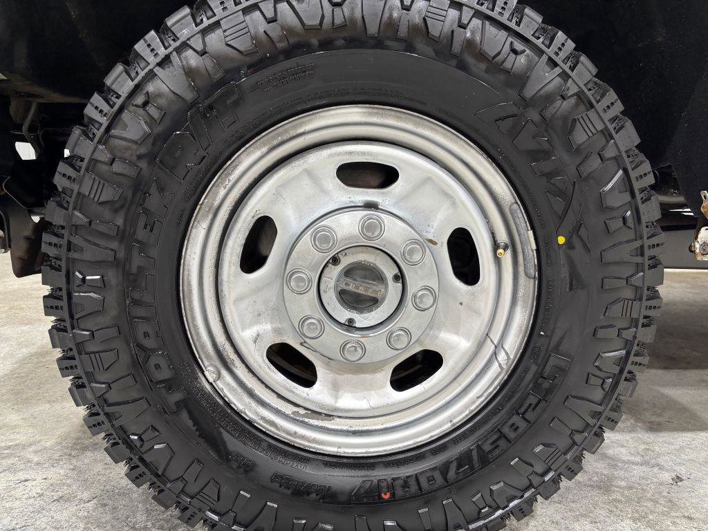 Used 2014 Ford F250 XL w/ Power Equipment Group AWD/4WD image 26