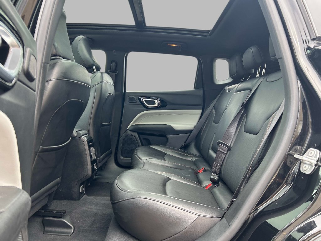 Certified 2023 Jeep Compass Limited w/ Sun and Sound Group AWD/4WD image 16