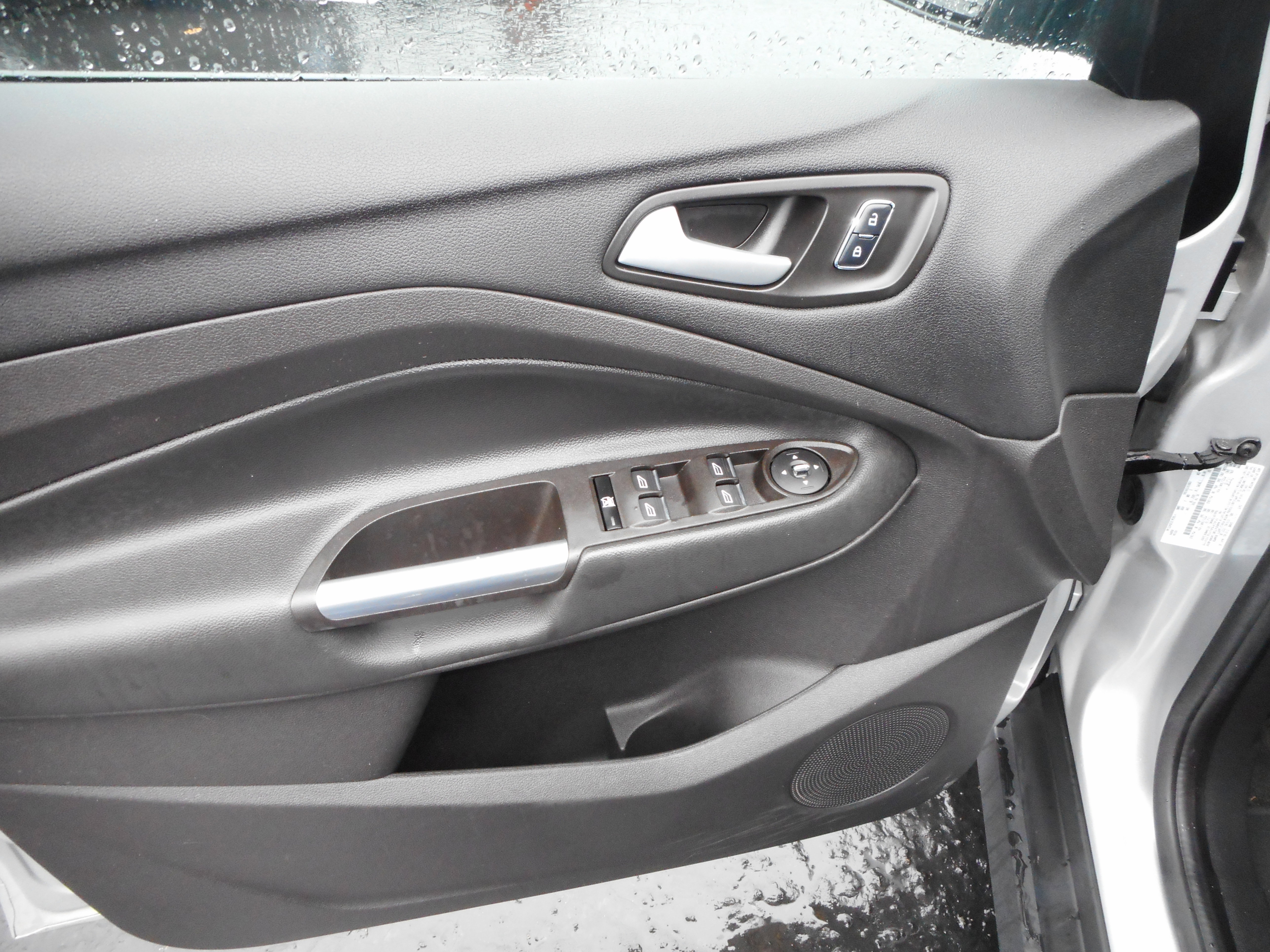 Used 2016 Ford C-MAX SE image 15