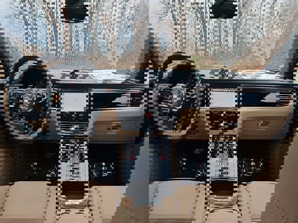 New 2026 Porsche Macan image 9