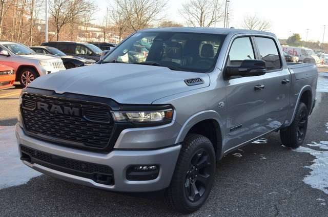 New 2026 RAM 1500 4x4 Crew Cab image 4
