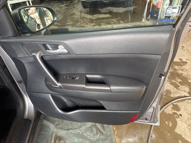 Used 2017 Kia Sportage LX image 22