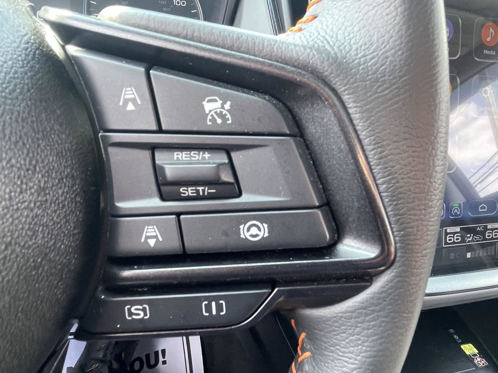 Used 2024 Subaru Crosstrek 2.5i Limited AWD/4WD image 15