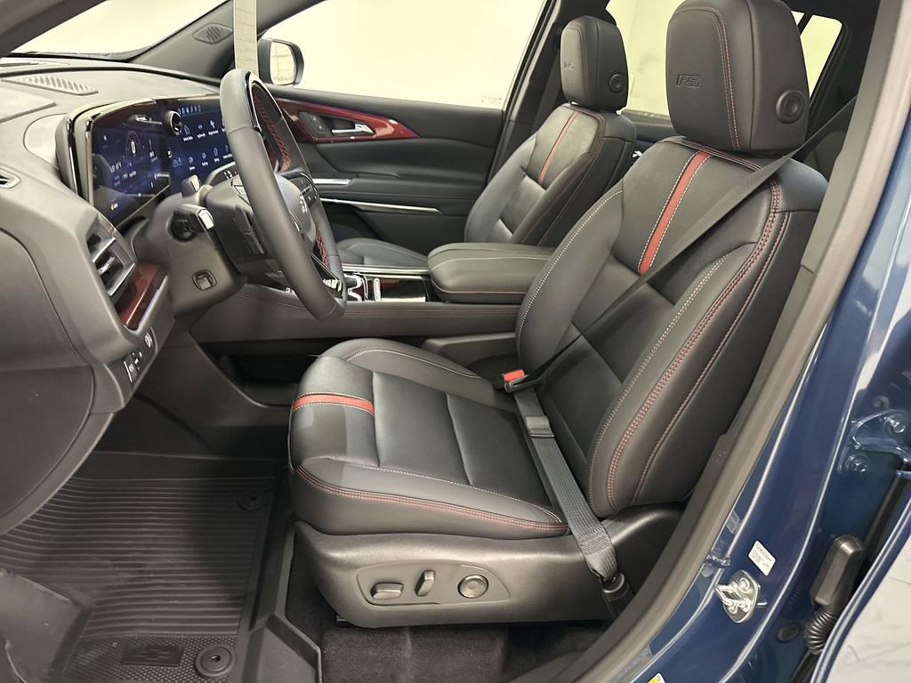 New 2026 Chevrolet Traverse RS w/ LPO, Floor Liner Package image 20
