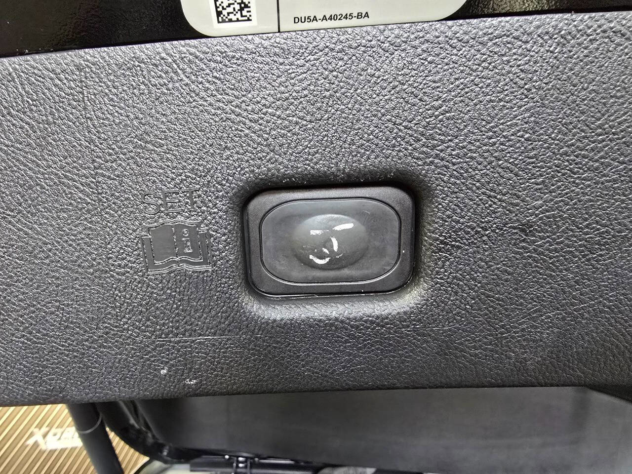 Used 2016 Lincoln MKX Select w/ Select Plus Package image 30