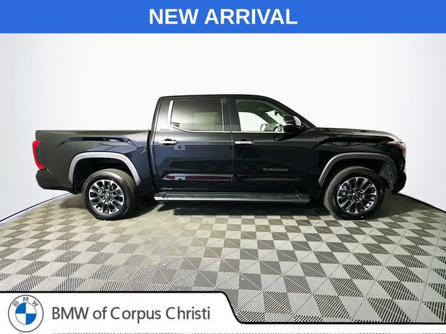 Used 2025 Toyota Tundra Limited AWD/4WD image 9