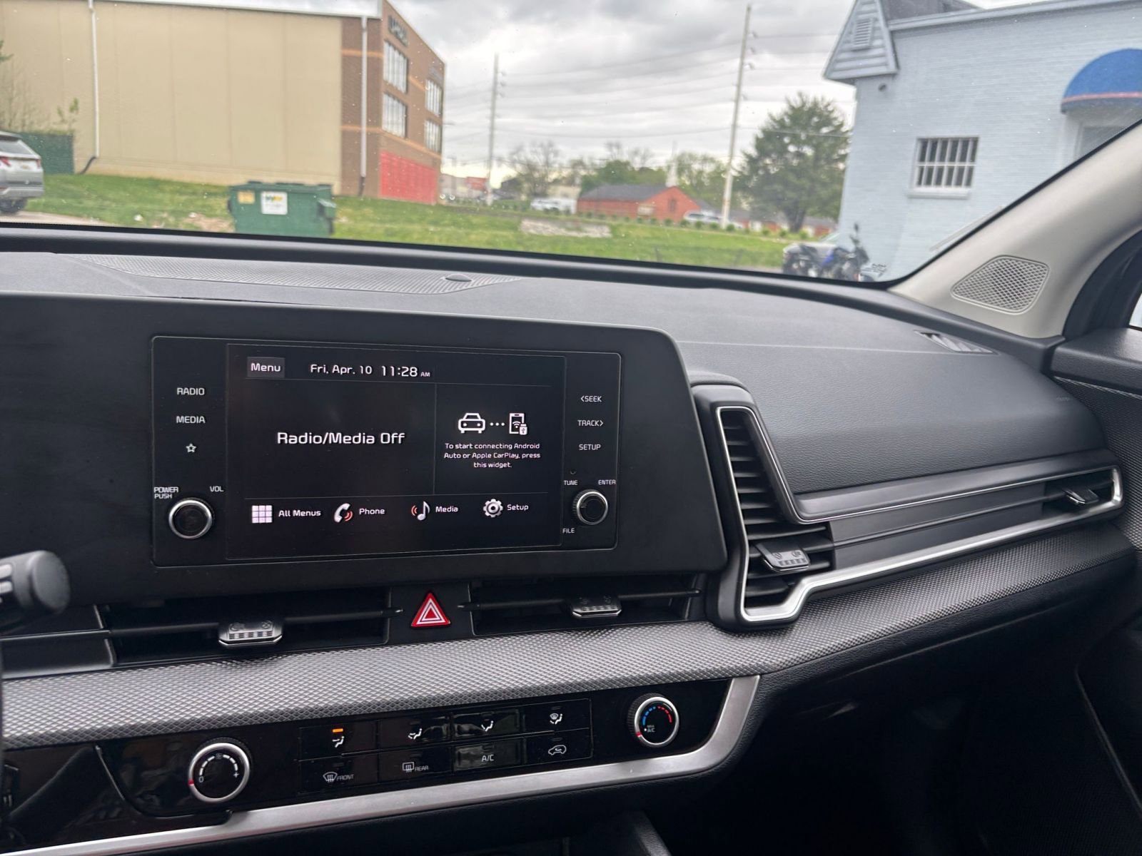 Used 2025 Kia Sportage LX image 33