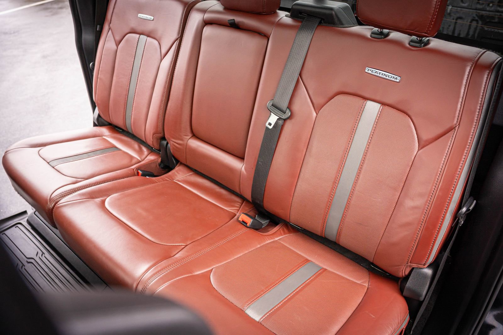 Used 2019 Ford F250 Platinum w/ Platinum Ultimate Package image 30