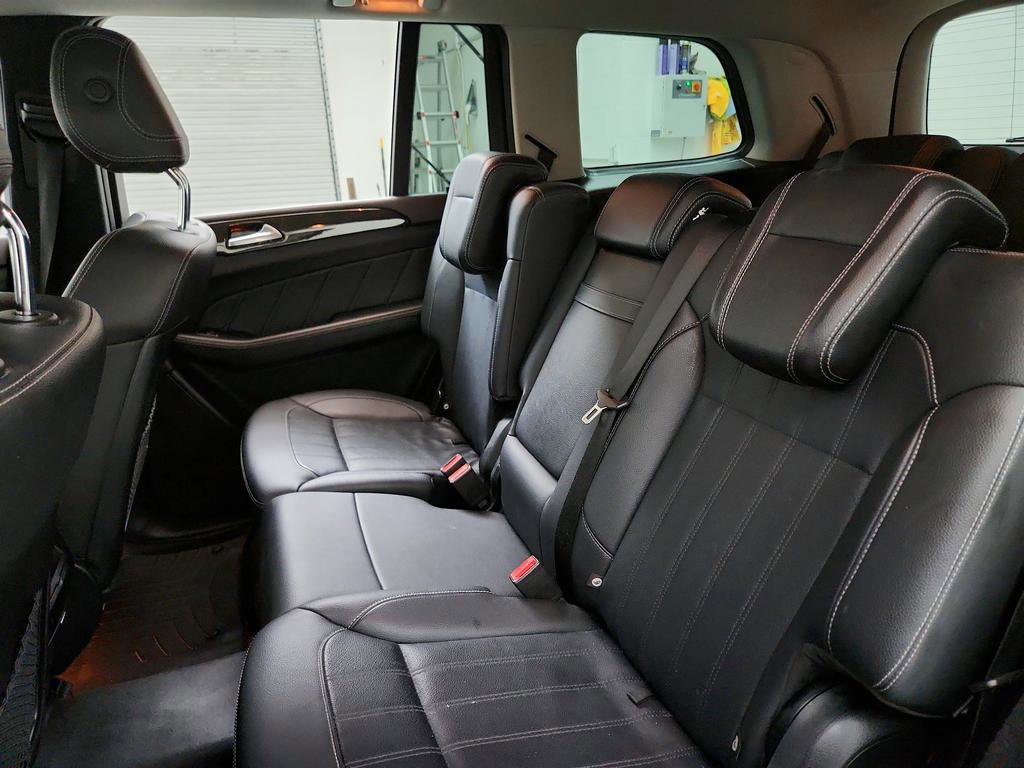 Used 2016 Mercedes-Benz GL 450 4MATIC image 25