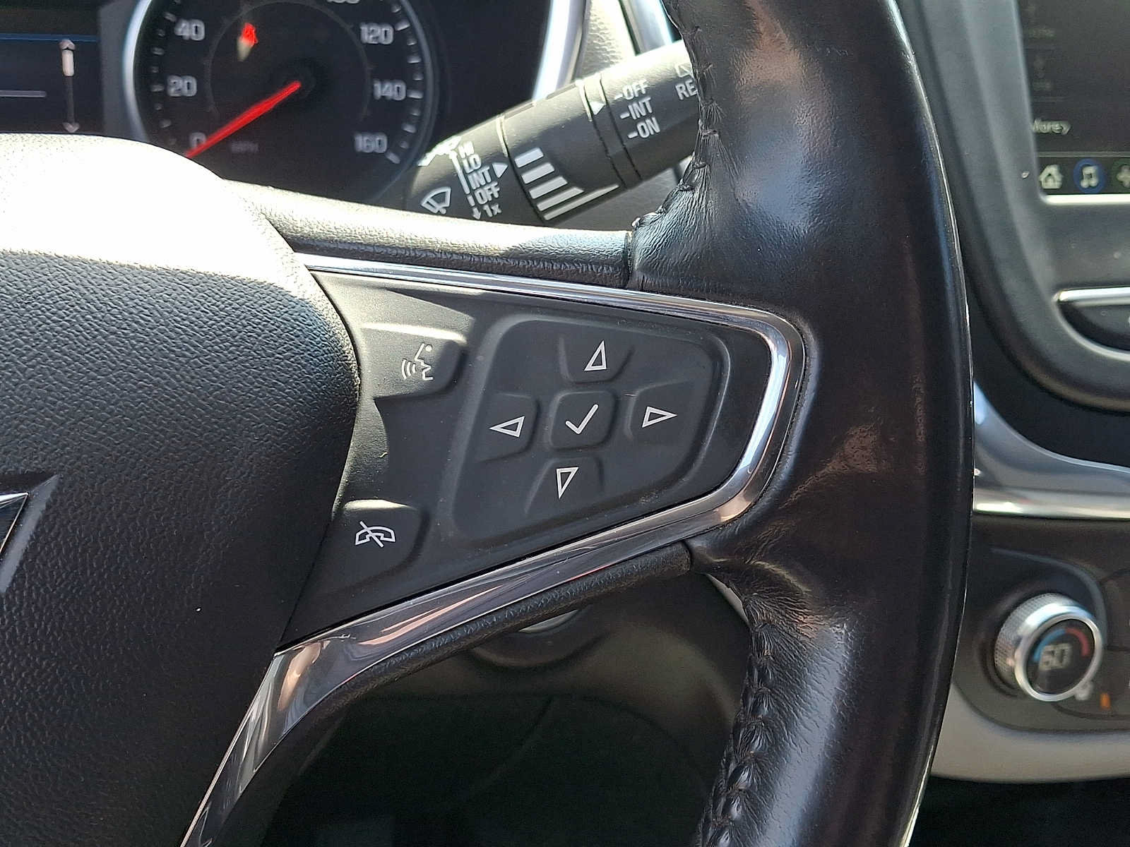 Certified 2019 Chevrolet Equinox LT AWD/4WD image 21