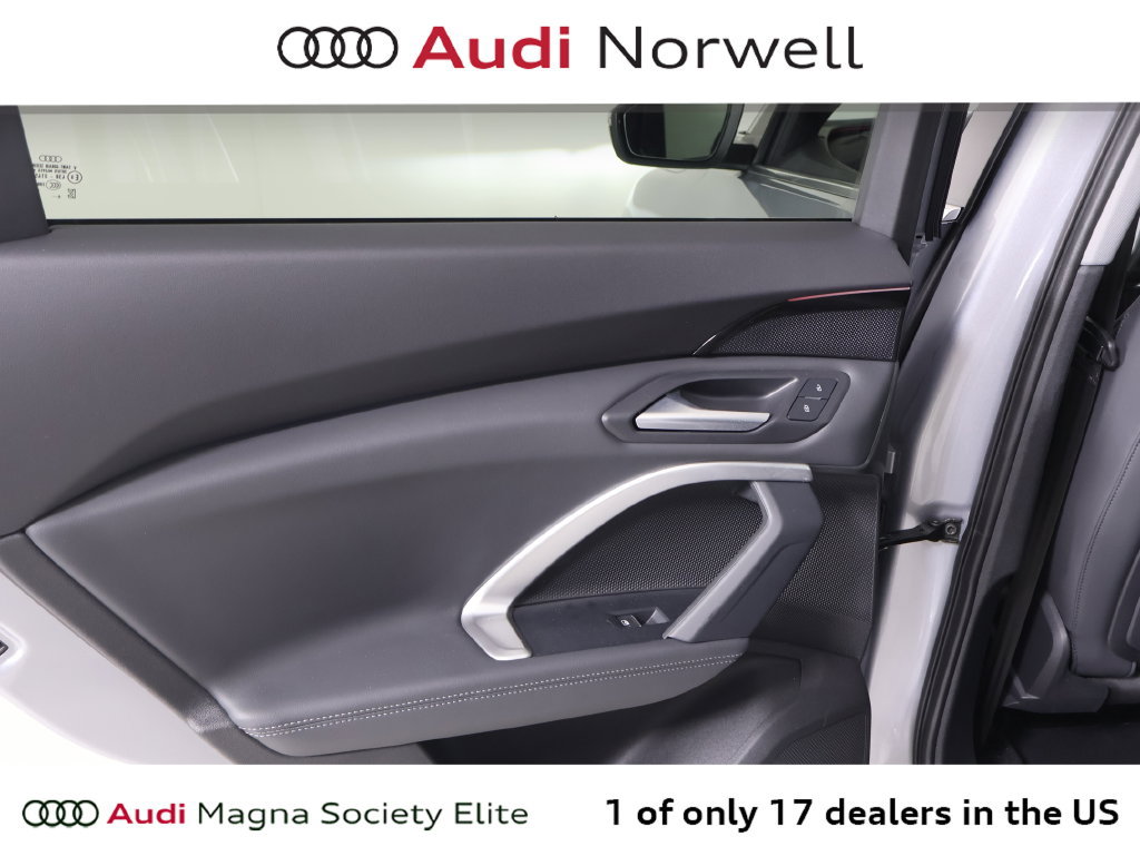 Used 2025 Audi Q5 Premium w/ Convenience Package AWD/4WD image 21