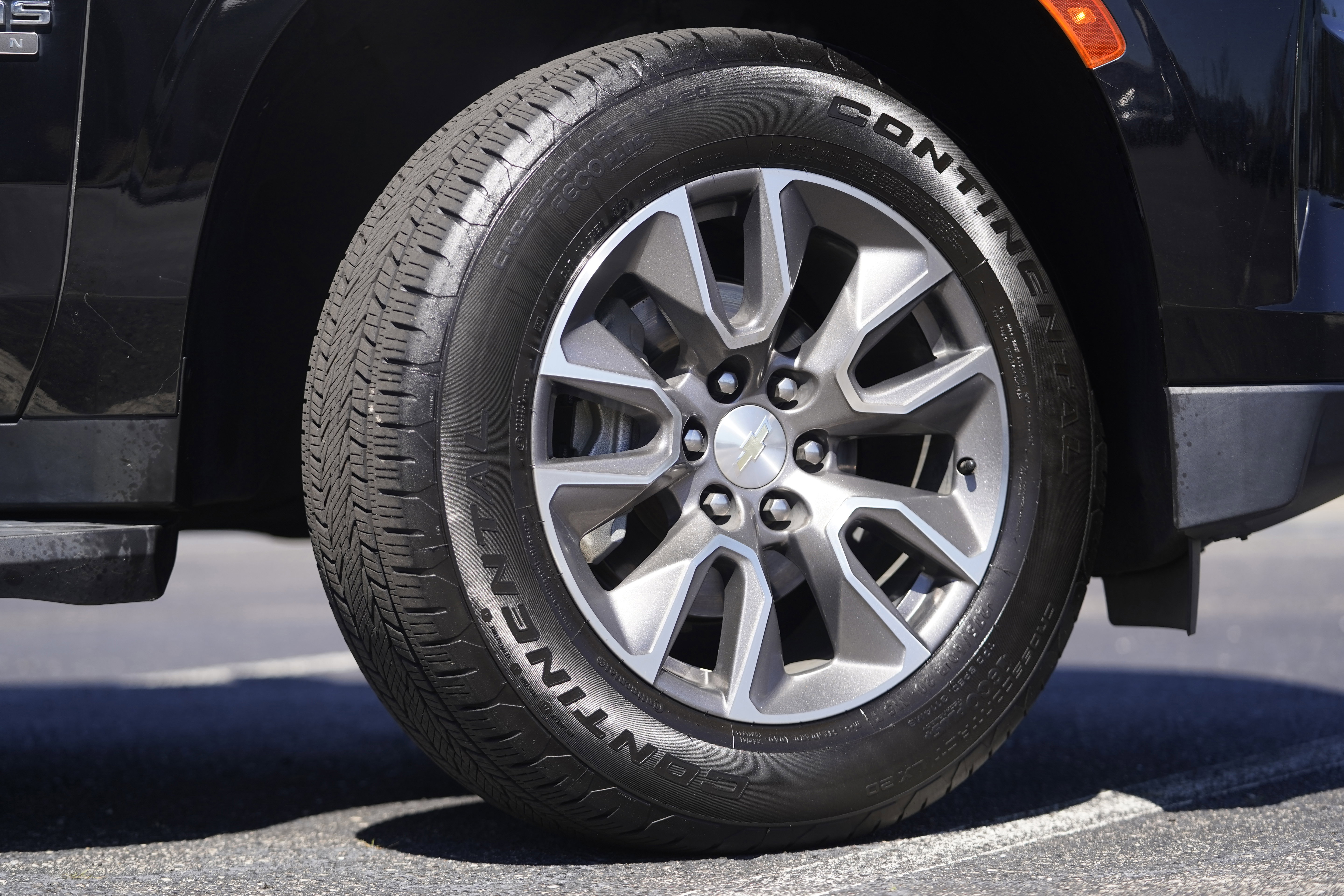 Used 2021 Chevrolet Tahoe LT w/ LT Signature Plus Package RWD image 33