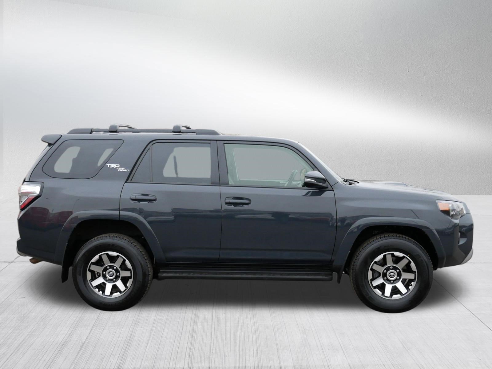 Used 2024 Toyota 4Runner TRD Off-Road Premium image 8