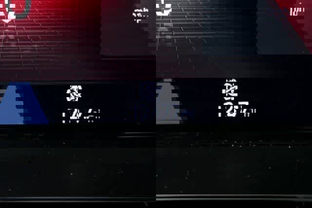 Certified 2025 Volkswagen Atlas Cross Sport SEL Premium R-Line image 3