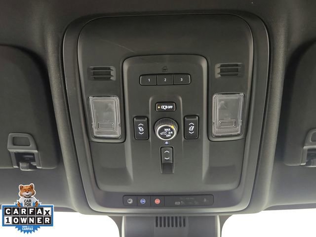 Used 2024 GMC Yukon XL Denali image 38